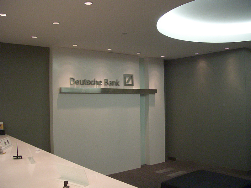 F.O. of Offices Deutsche Bank at Cheung Kong Centre, Central, H.K.